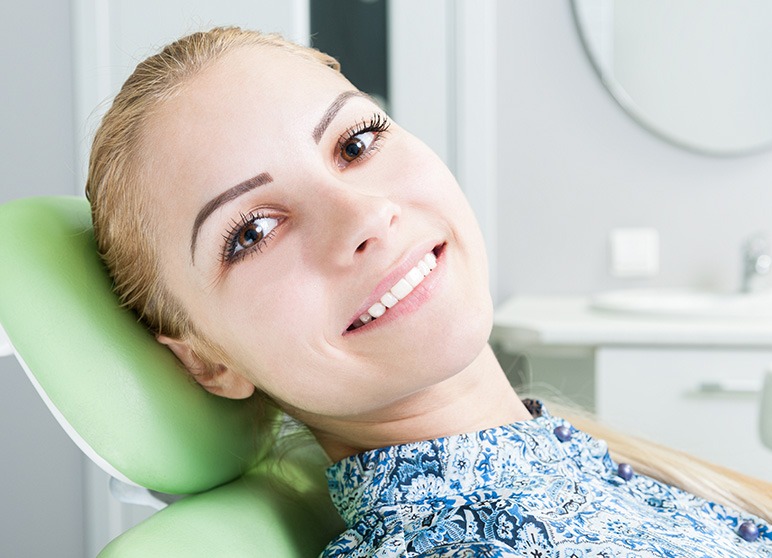 Tooth Extractions | Nuera Dental Center | General & Family Dentist | Downtown Calgary